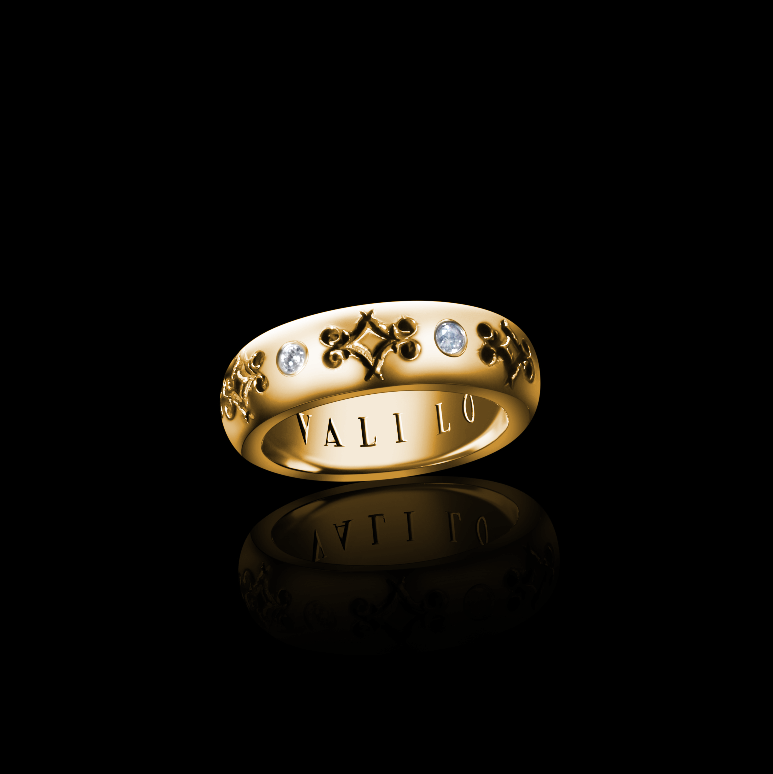 Diamond Motif Band