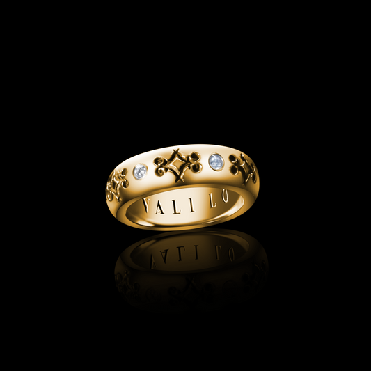 Diamond Motif Band