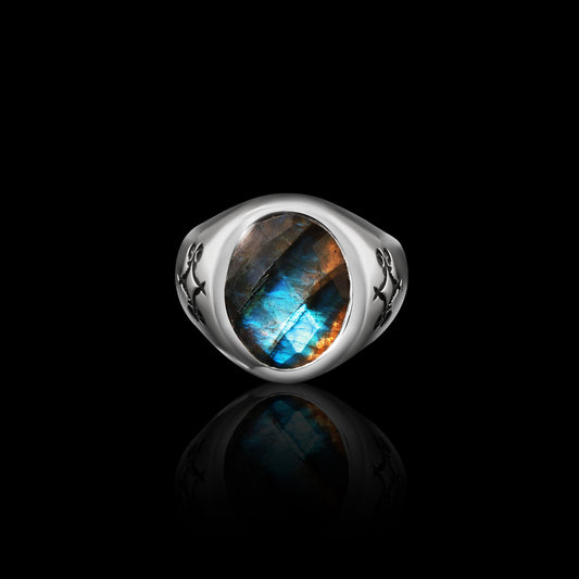 Oval Labradorite Signet Ring