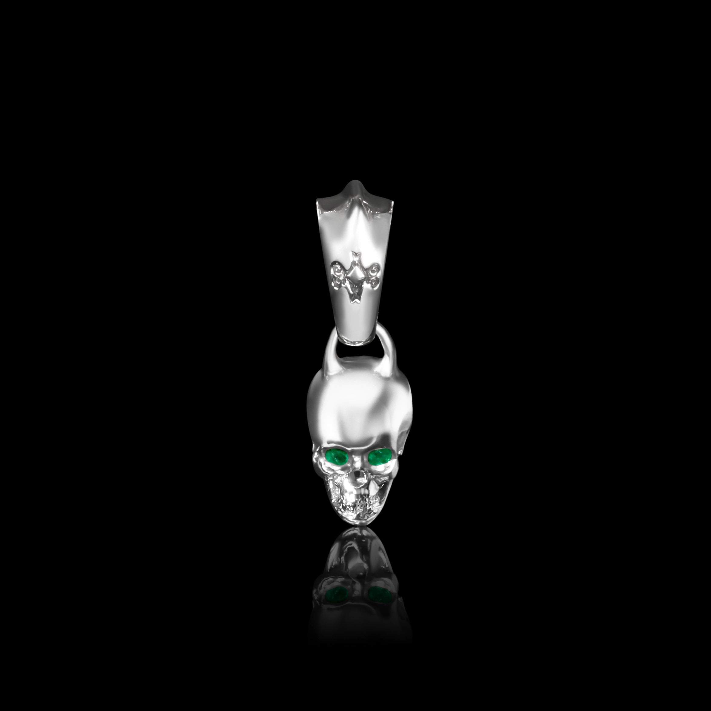 Emerald Skull Pendant
